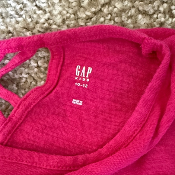 GAP Kids Fuchsia Tee - Picture 2 of 2